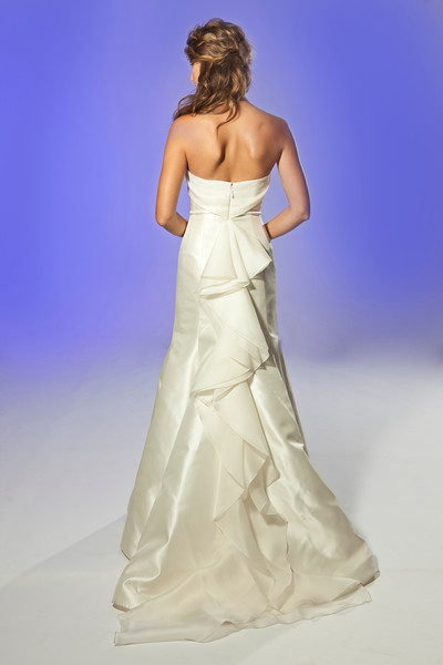 Junko Yoshiako's Bridal Collection 2012/13