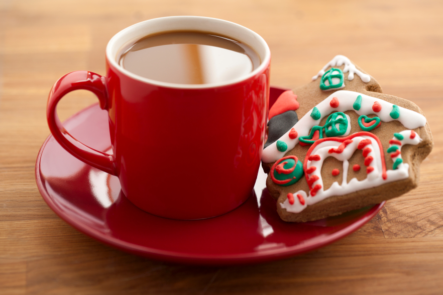 Kozzi-coffee_and_gingerbread_house-883x588.jpg